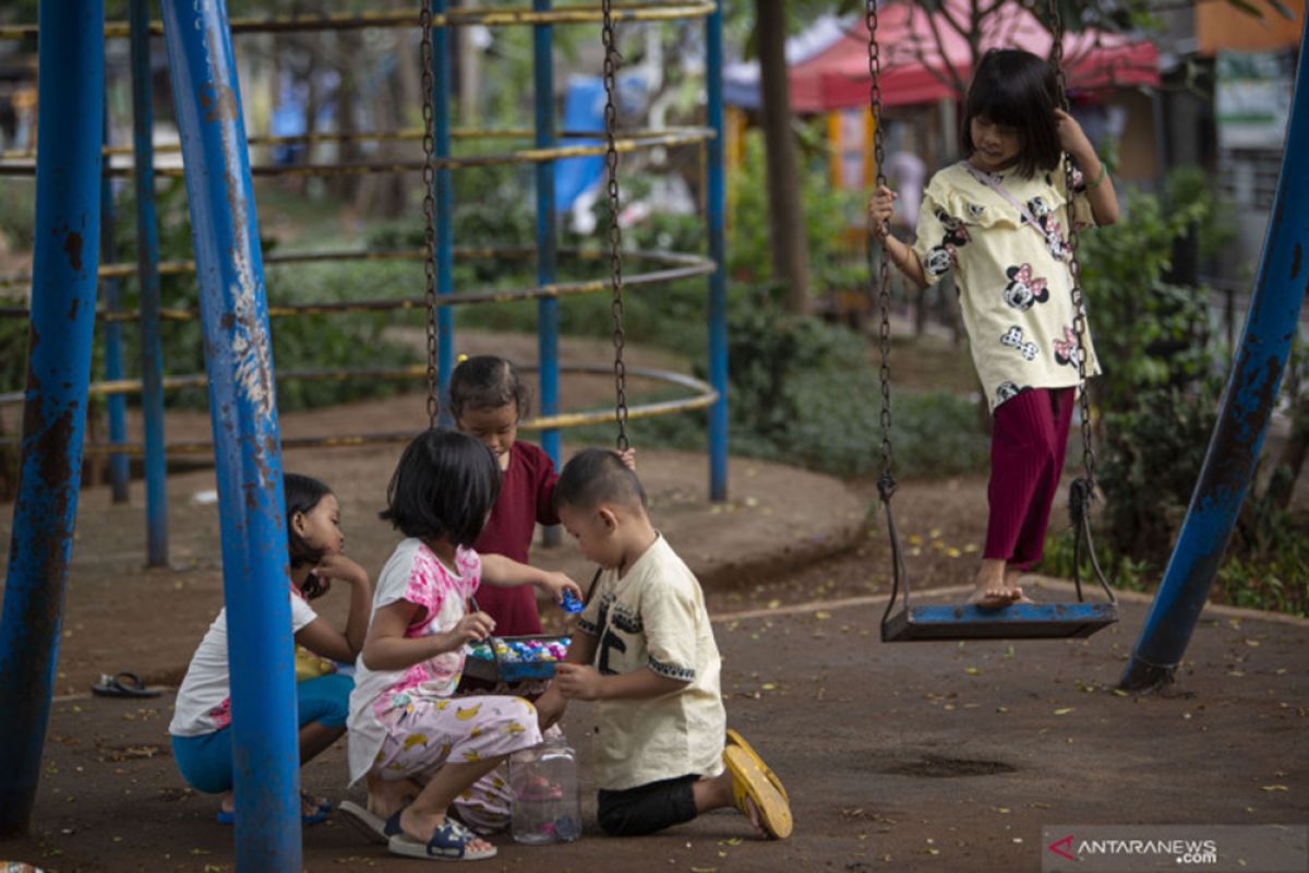 Pemkot Surabaya diminta perhatikan nasib anak yatim dampak pandemi COVID-19