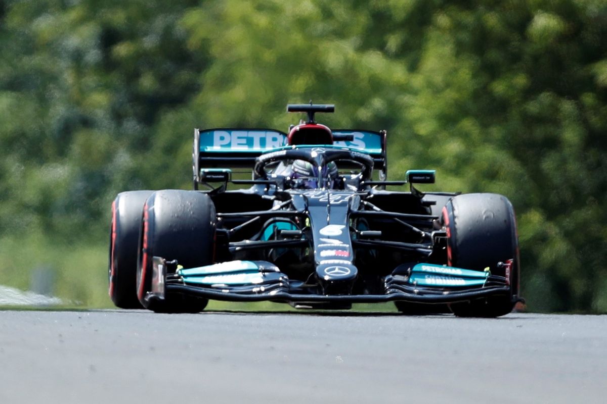 Hamilton unggul  tipis dari Verstappen di FP3 GP Hungaria