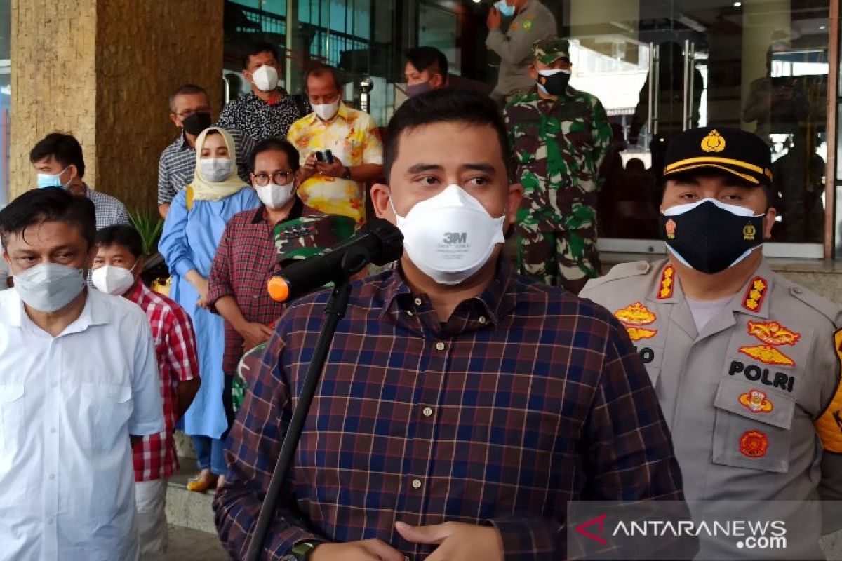 Wali Kota Medan resmikan  tempat isolasi terpusat eks Hotel Soechi