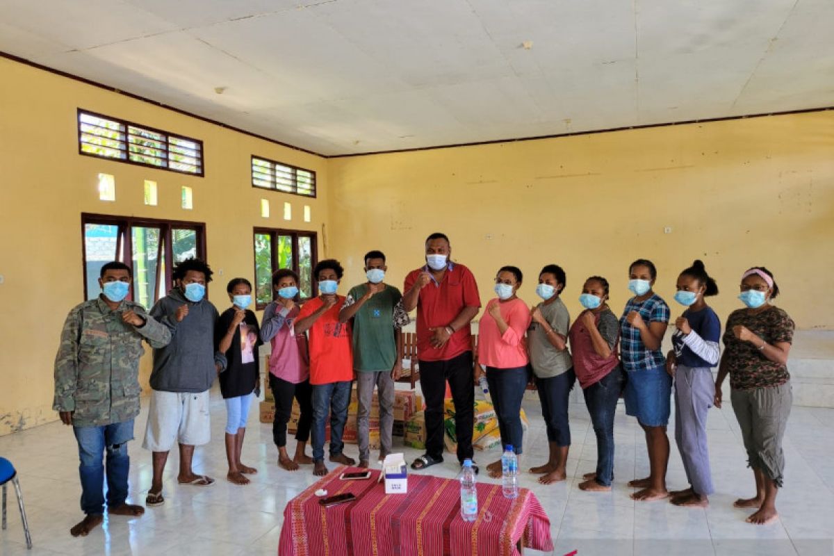 Fraksi Otsus DPR Papua Barat ajak mahasiswa Sorong Selatan fokus kuliah