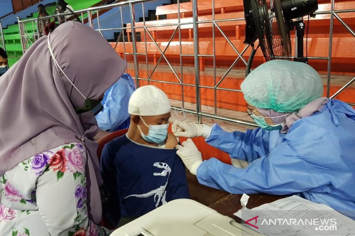 Puluhan anak berkebutuhan khusus ikut vaksin COVID-19 di Jakarta Utara