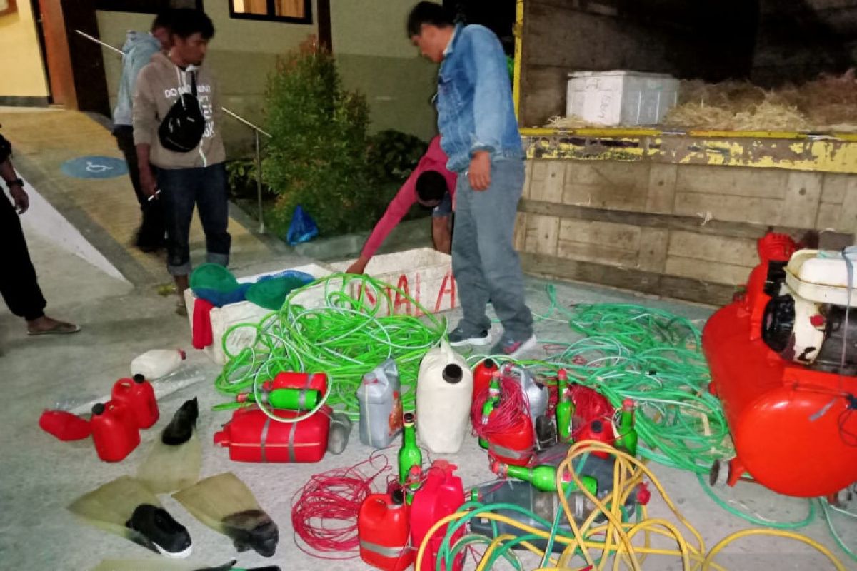 Tangkap ikan pakai bom, 7 nelayan asal Bima ditangkap Satpolairud