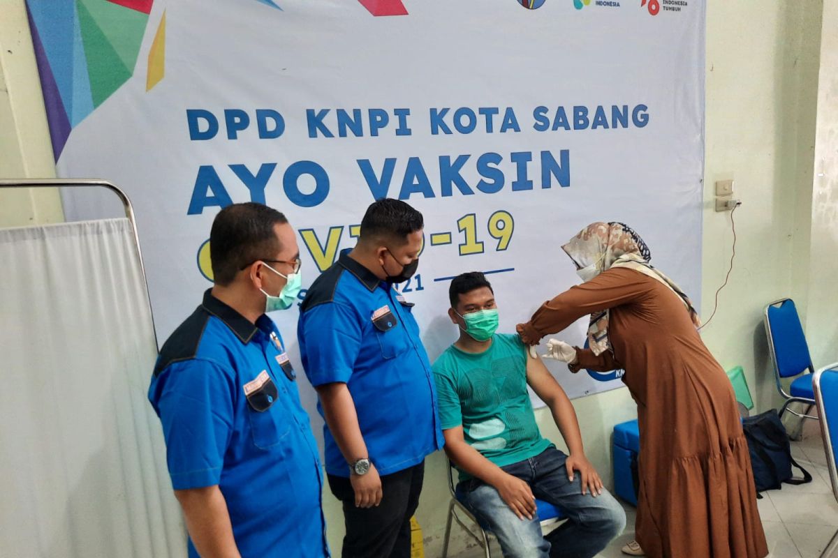 HUT ke 48, KNPI Kota Sabang gelar vaksinasi massal