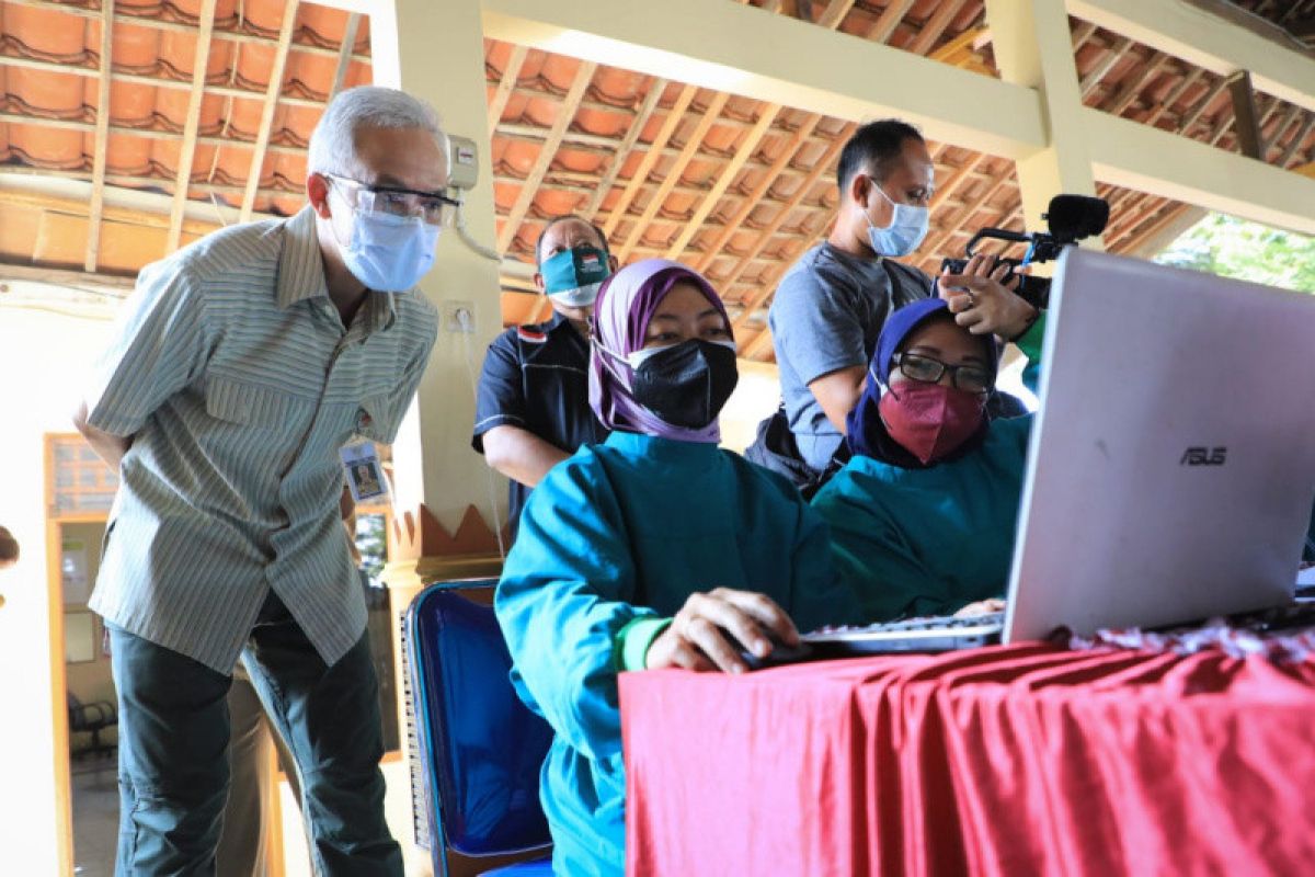 Ganjar sebut Jateng belum terima tambahan vaksin yang signifikan