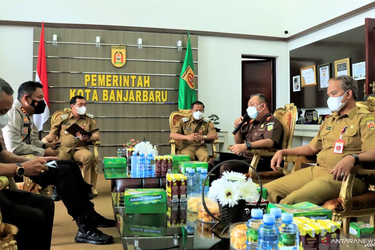 PPKM level IV Banjarbaru fokus penurunan kasus dan angka penyebaran COVID-19