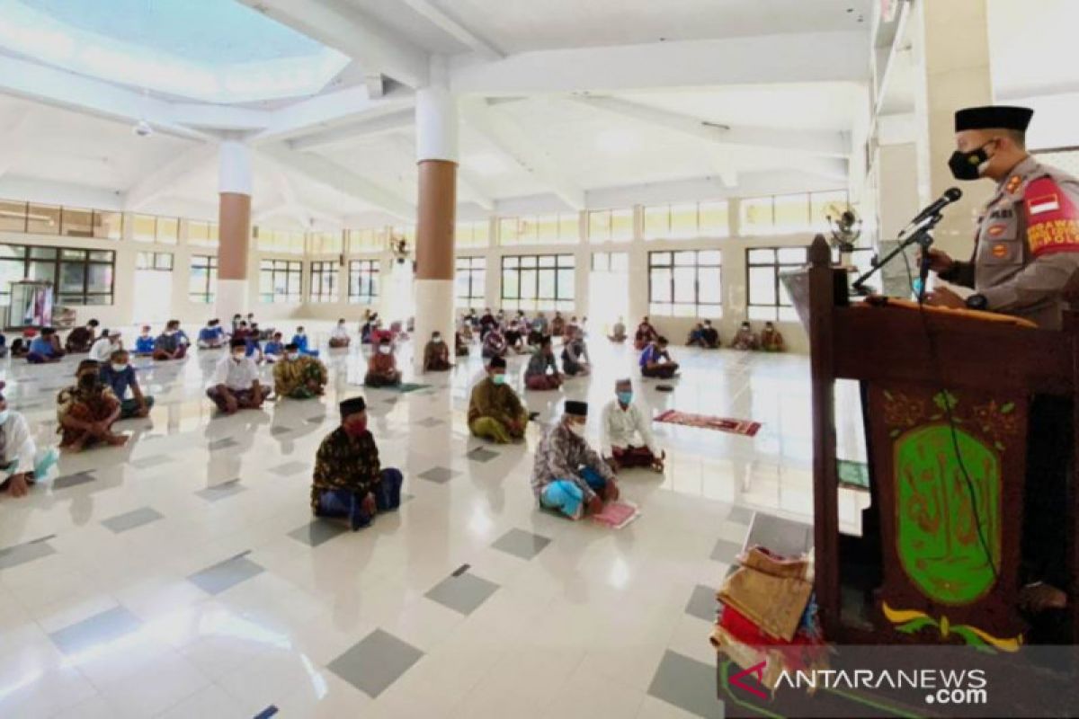 Polres Enrekang libatkan ulama edukasi warga dalam program Syiar Kamtibmas