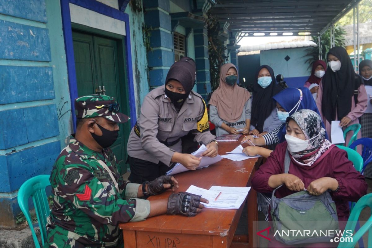 Ribuan santri di Kabupaten Pandeglang ikuti vaksinasi COVID-19