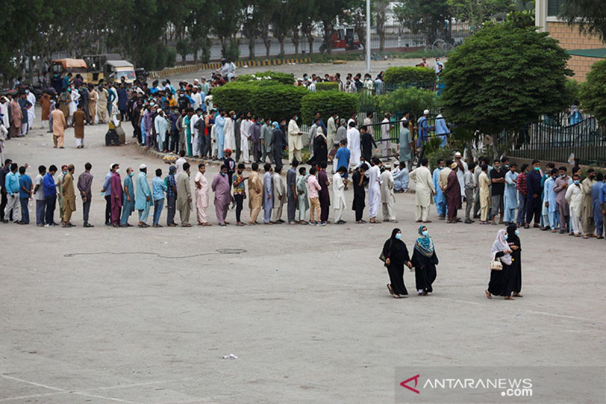 Kasus COVID-19 meningkat, Pakistan khawatir soal varian Omicron