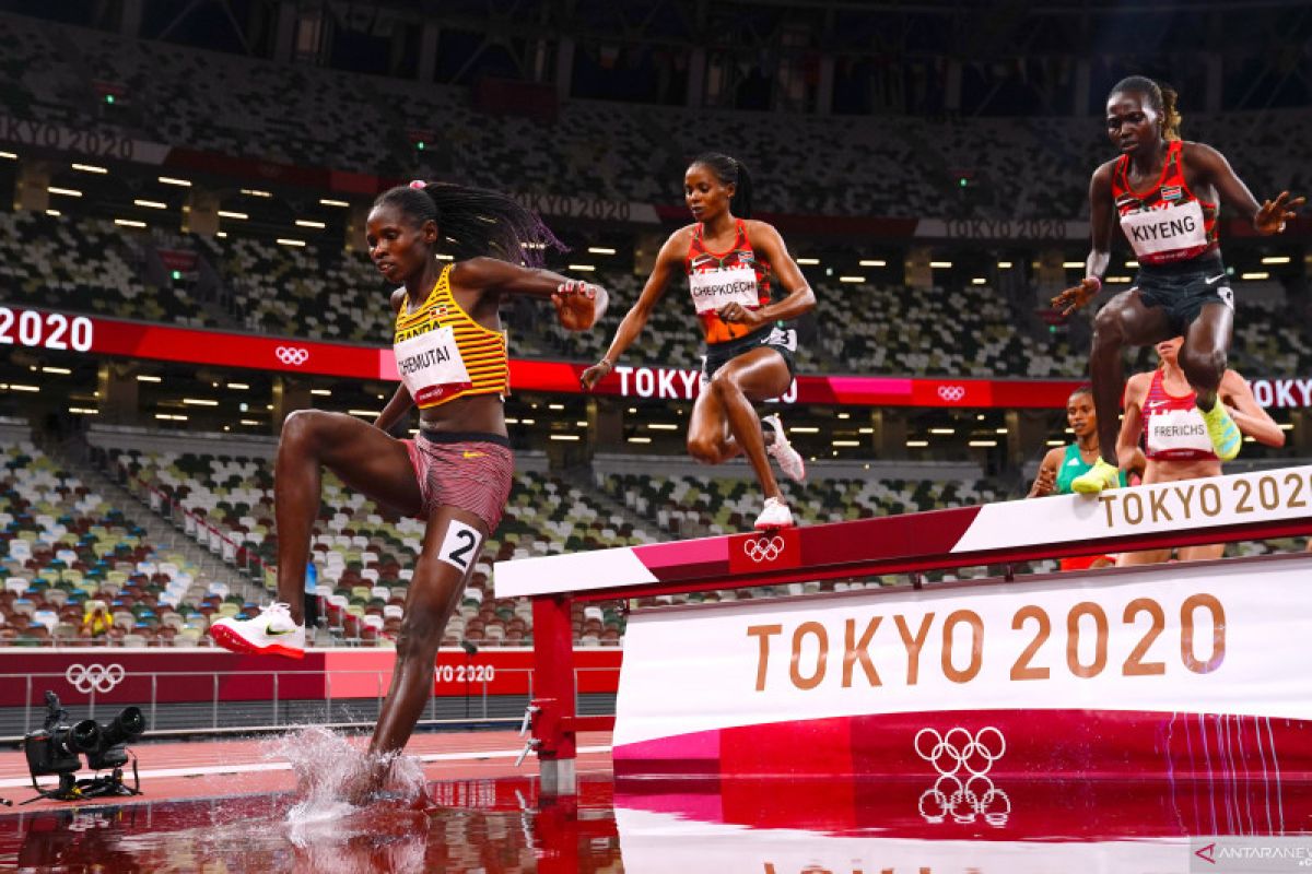 Olimpiade Tokyo: Chemutai cetak sejarah sebagai atlet putri Uganda pertama peraih emas