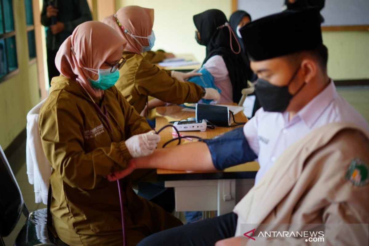 Garut butuh 500 ribu vaksin per bulan untuk kejar herd immunity