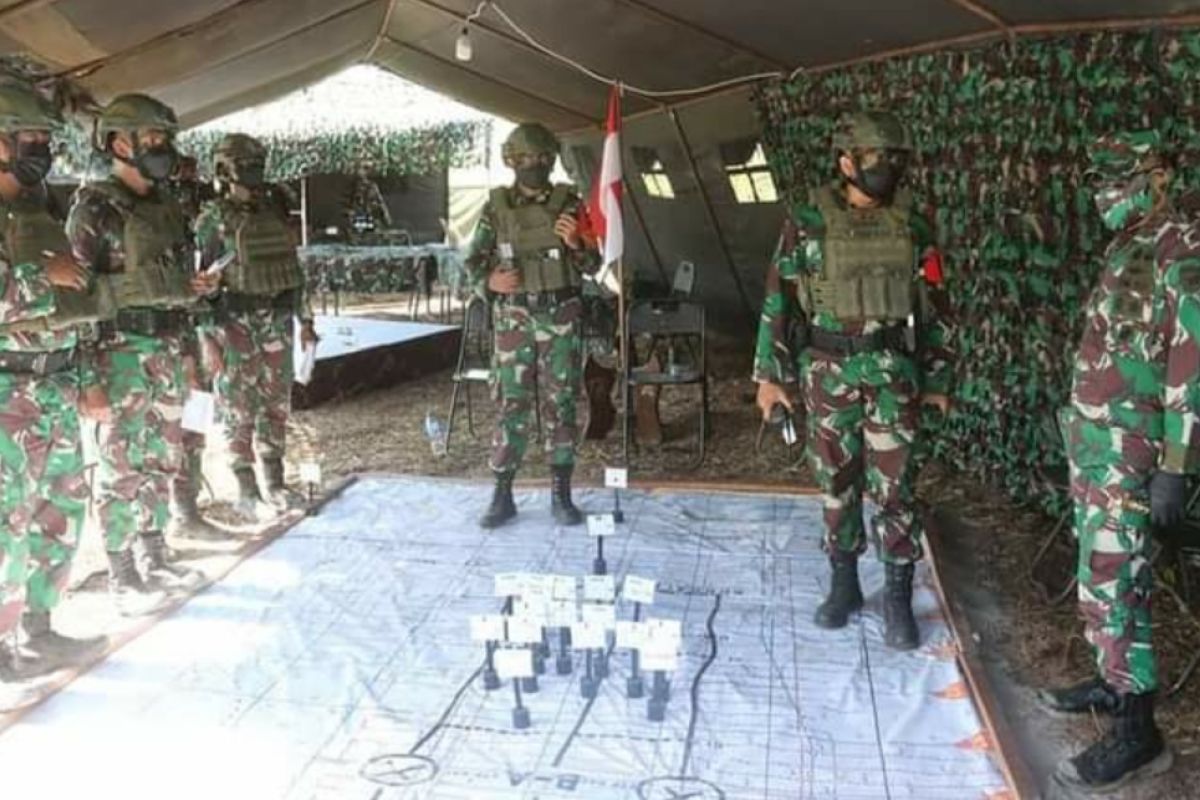 Pangdam XII/Tpr tinjau latihan Uji Siap Tempur prajurit TNI AD di Bengkayang