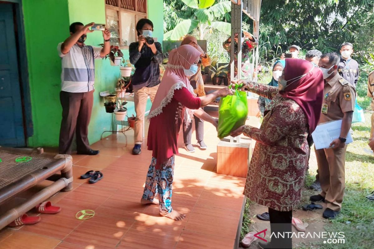 Pemkab Bogor cairkan biaya tak terduga Rp3 miliar untuk pengadaan bansos