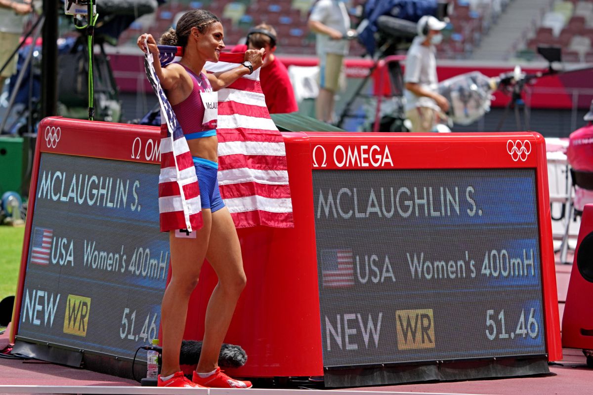 McLaughlin rebut emas dan pecahkan rekor lari gawang 400m putri
