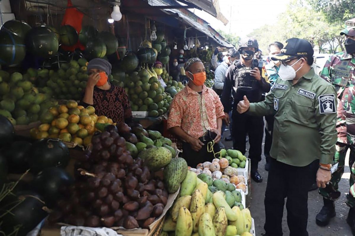 Pemkot Malang bebaskan retribusi pelayanan pasar bagi pedagang