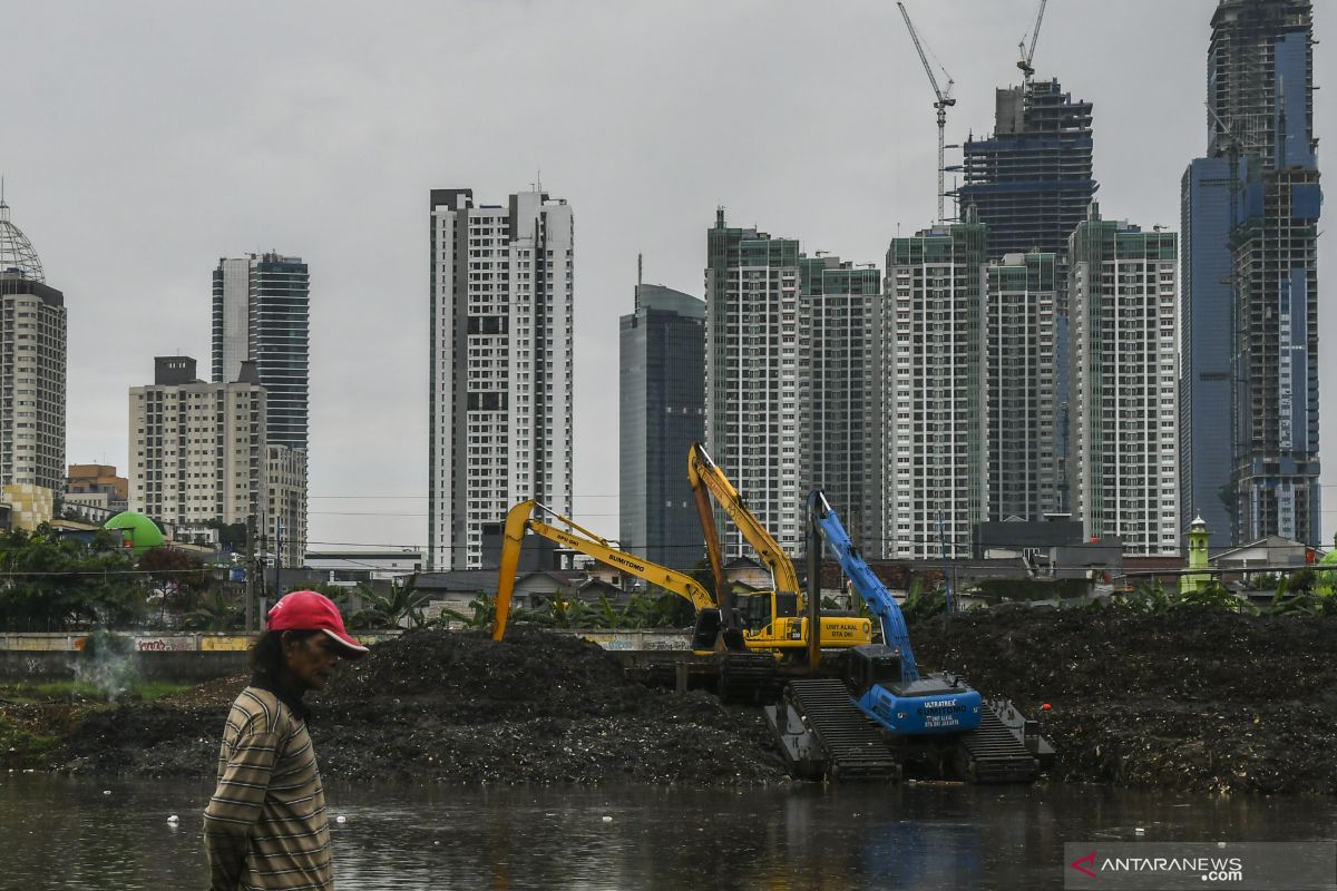 Jakarta caps office occupancy at 25% for non-essential businesses