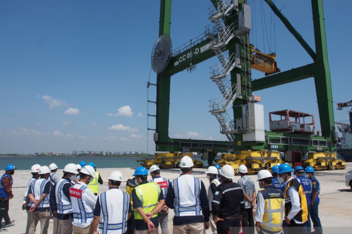 Perpanjangan Teluk Lamong tunjang perputaran kontainer