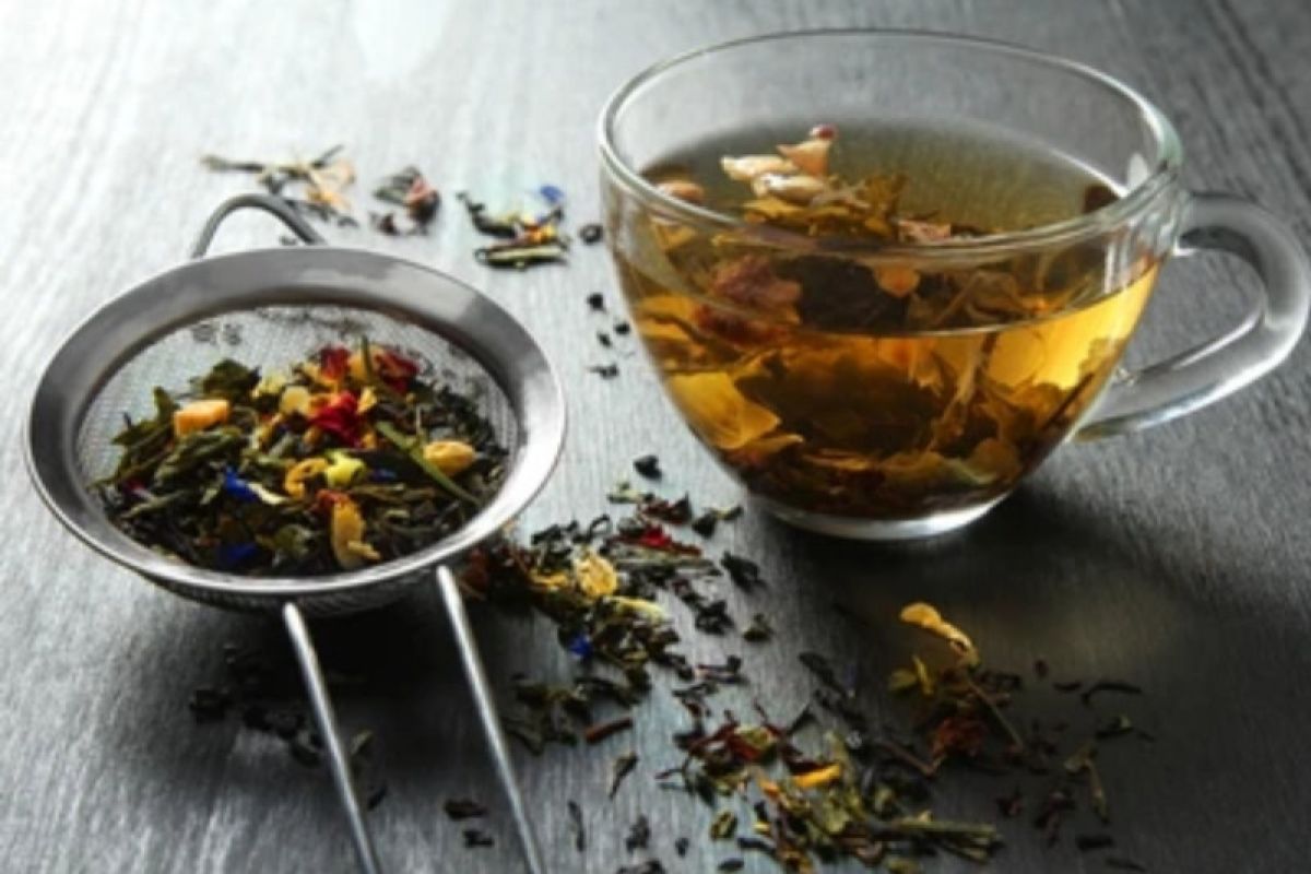 10 jenis teh herbal serta kegunaanya bagi kesehatan