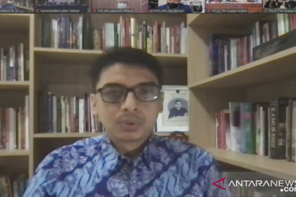 Prof Zainal Arifin kecewa putusan MK terhadap pengujian UU KPK