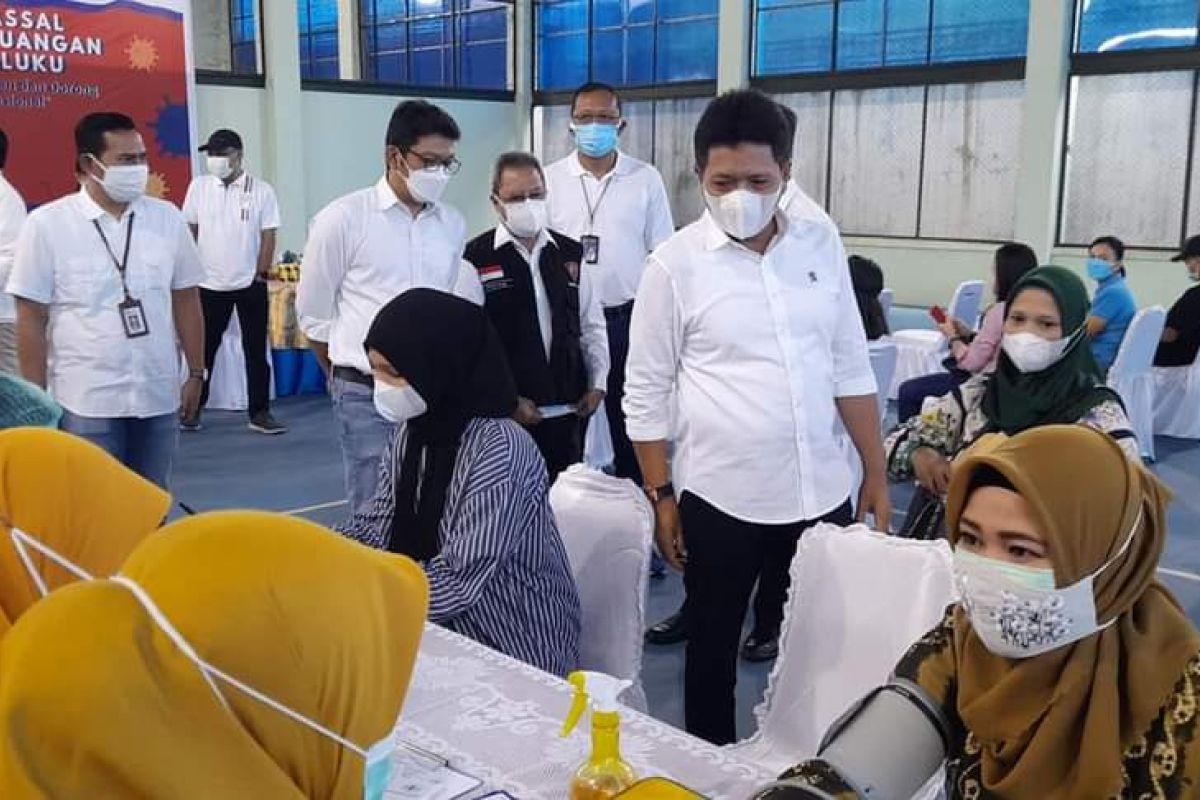 OJK- BI dorong vaksinasi sektor jasa keuangan di Ambon