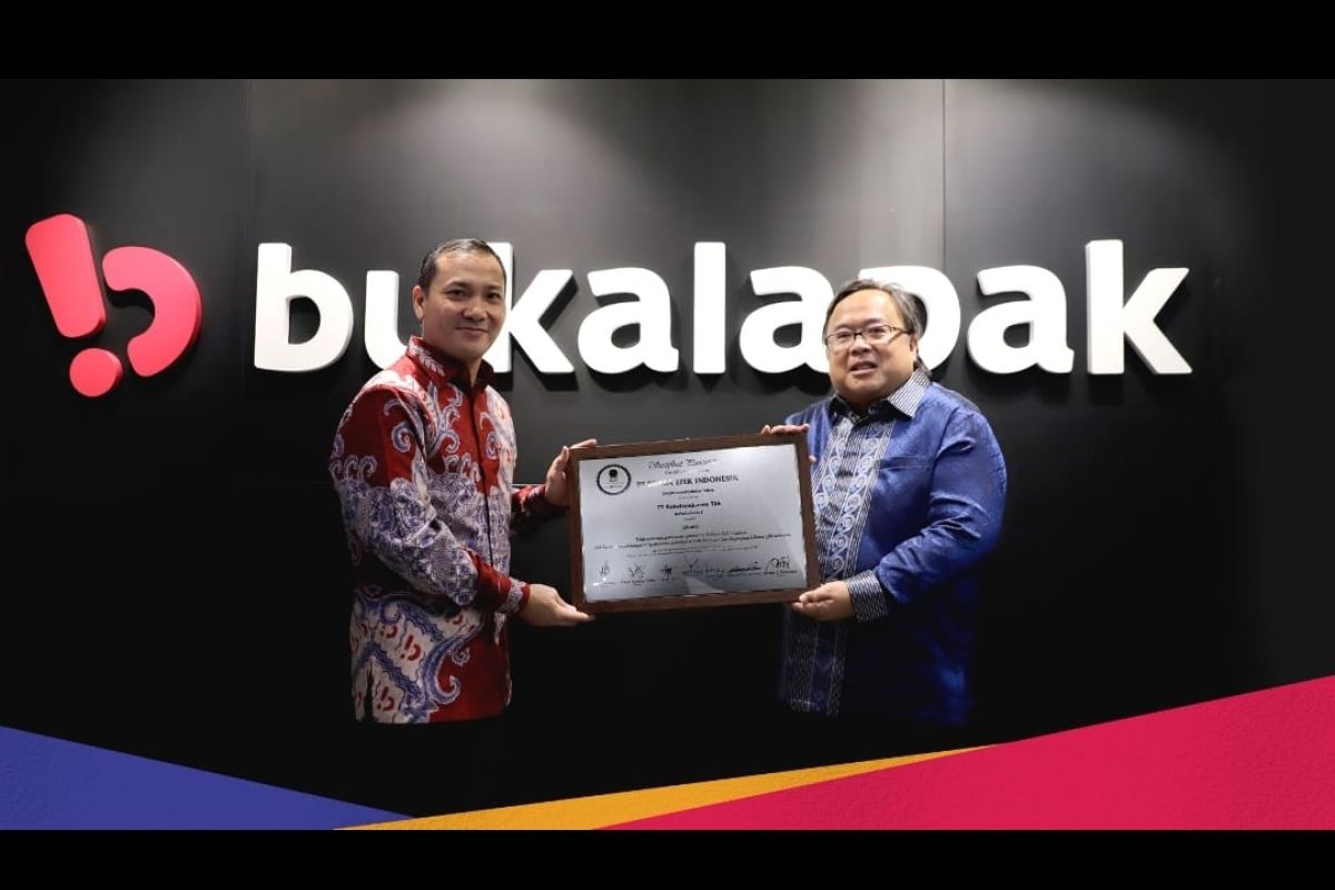 Saham Bukalapak terkena ARA saat pencatatan perdana di bursa