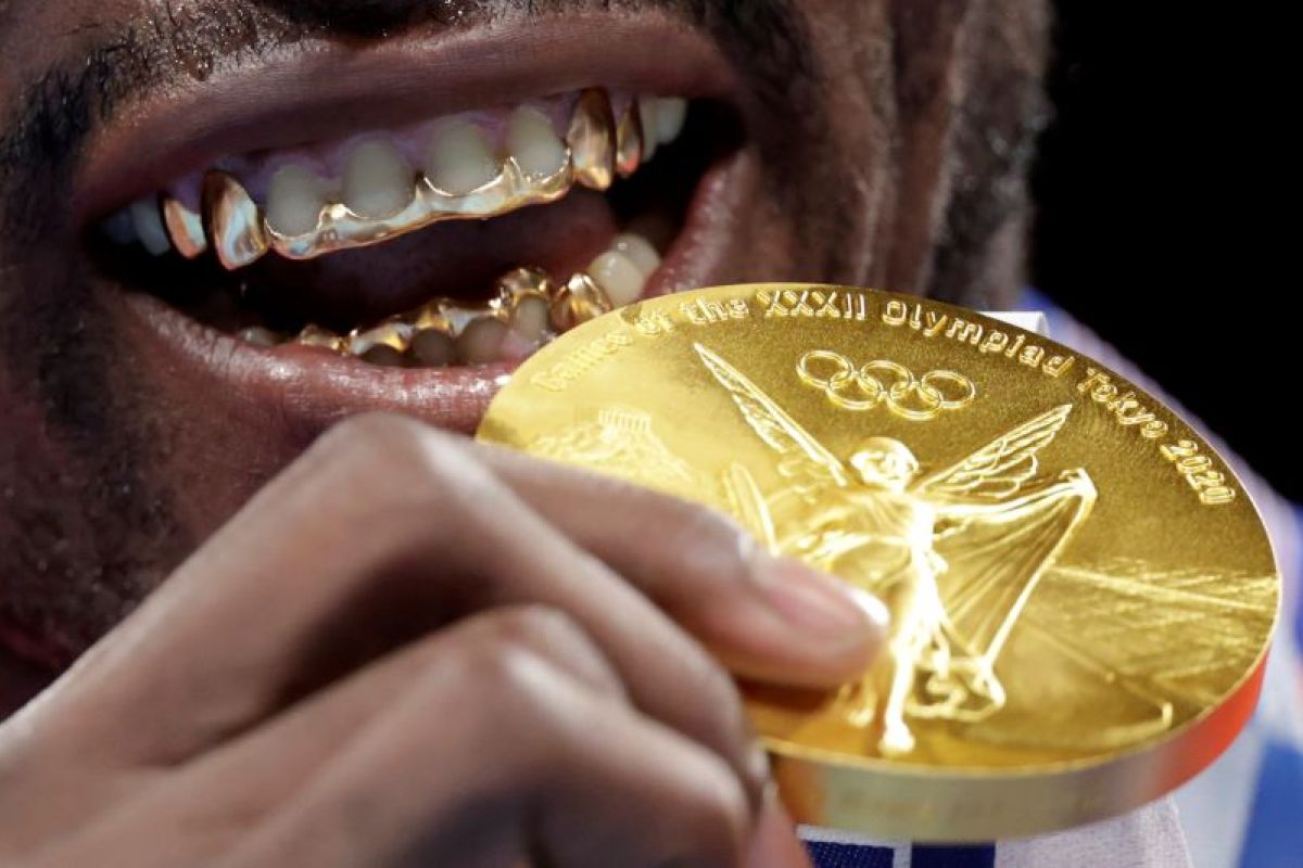 Olimpiade Tokyo - Julio La Cruz rebut medali emas tinju kelas berat