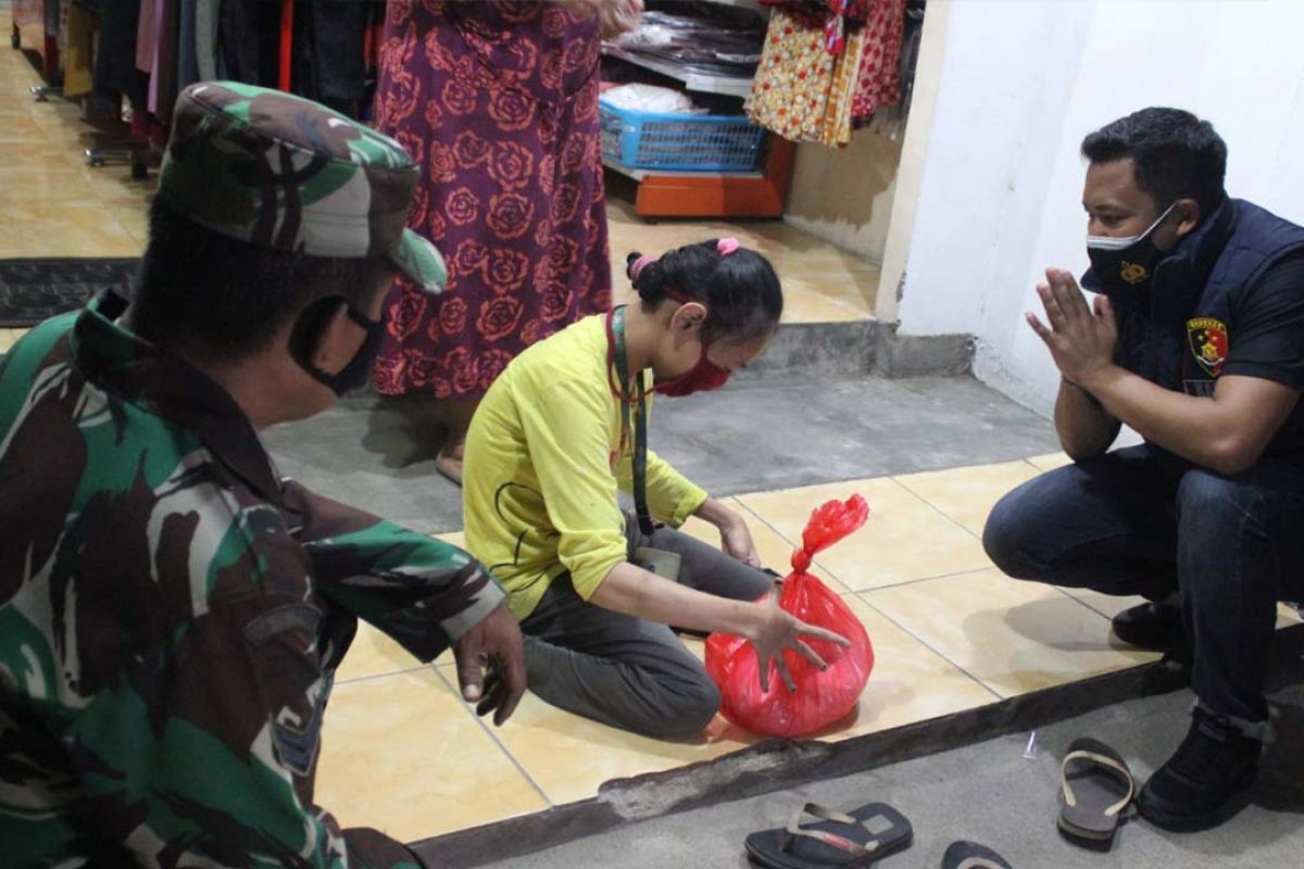 Anak berkebutuhan khusus tertib Prokes, Patroli Gabungan TNI-Polri berikan apresiasi