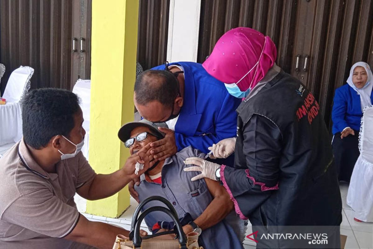 Penerima bantuan sosial di Lhokseumawe wajib divaksin COVID-19