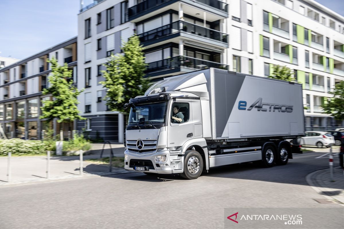 Mercedes-Benz, Daimler Truck fokus ke elektrifikasi dan digitalisasi
