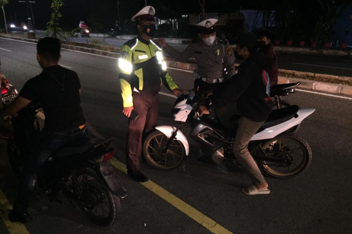 Polisi Meranti patroli malam cegah kenakalan remaja