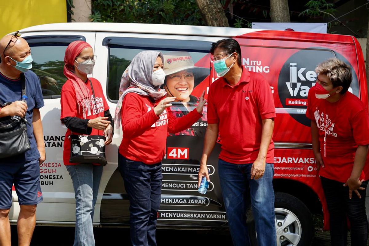 Mobil vaksinasi keliling di Jaksel bertambah tiga unit