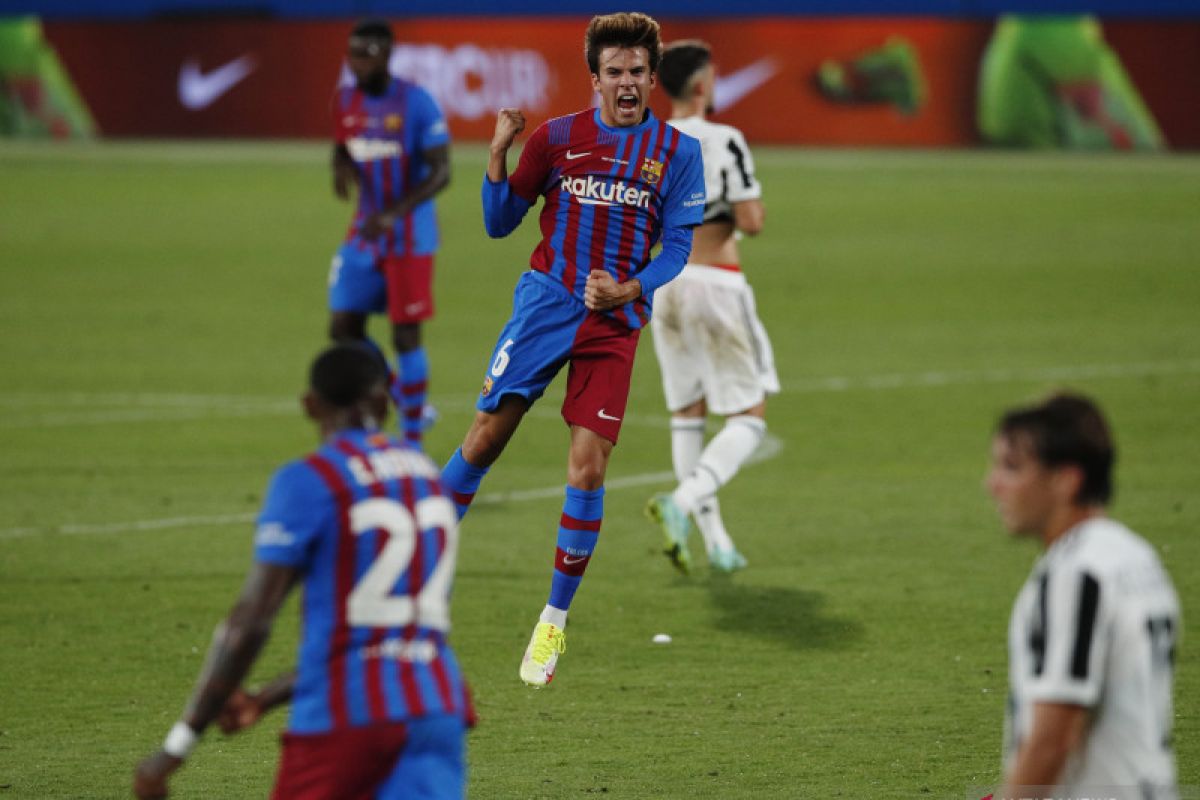 Tanpa Messi, Barcelona menang meyakinkan 3-0 atas Juventus di Trofi Joan Gamper