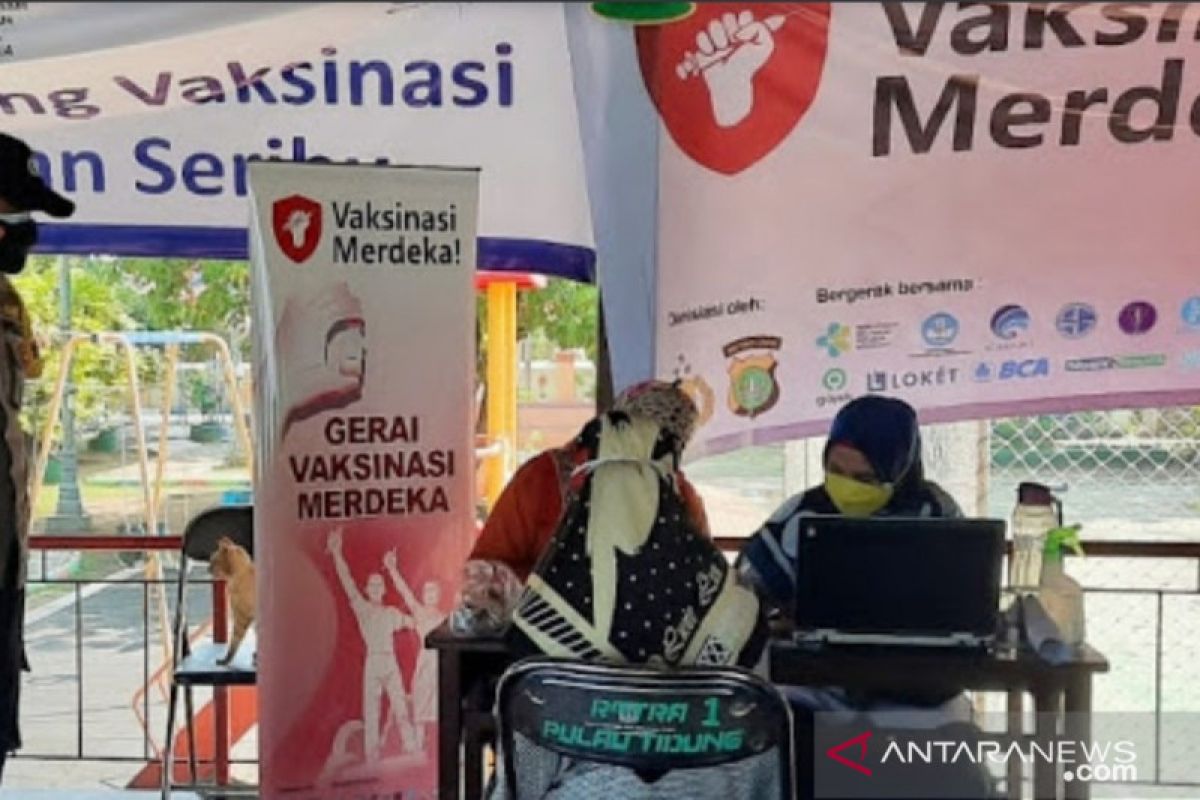 143 orang ikut Vaksinasi Merdeka di Polres Kepulauan Seribu