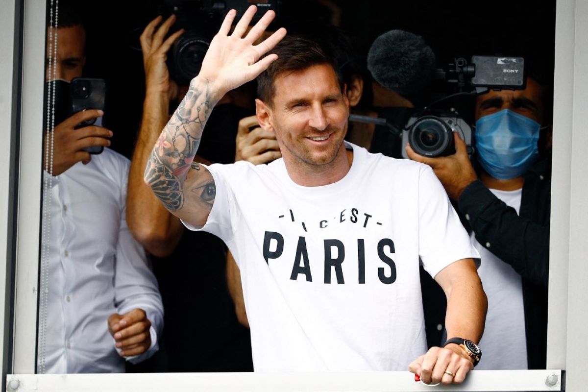 Resmi bergabung, Messi kenakan nomor punggung 30 di PSG