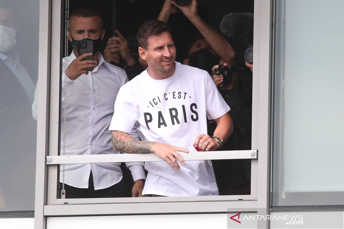 Lionel Messi resmi gabung PSG, kenakan nomor punggung 30, status jelas