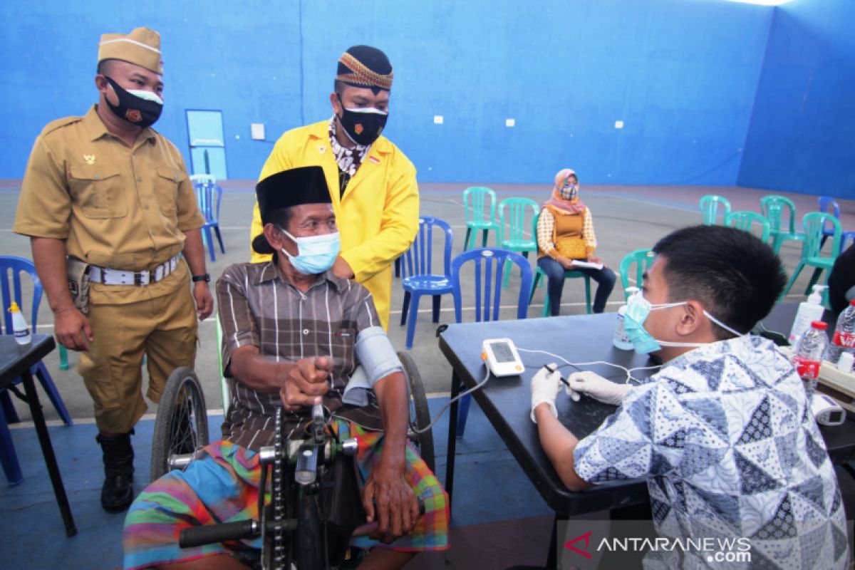 Polres Situbondo dan Bondowoso gelar vaksinasi bagi penyandang disabilitas