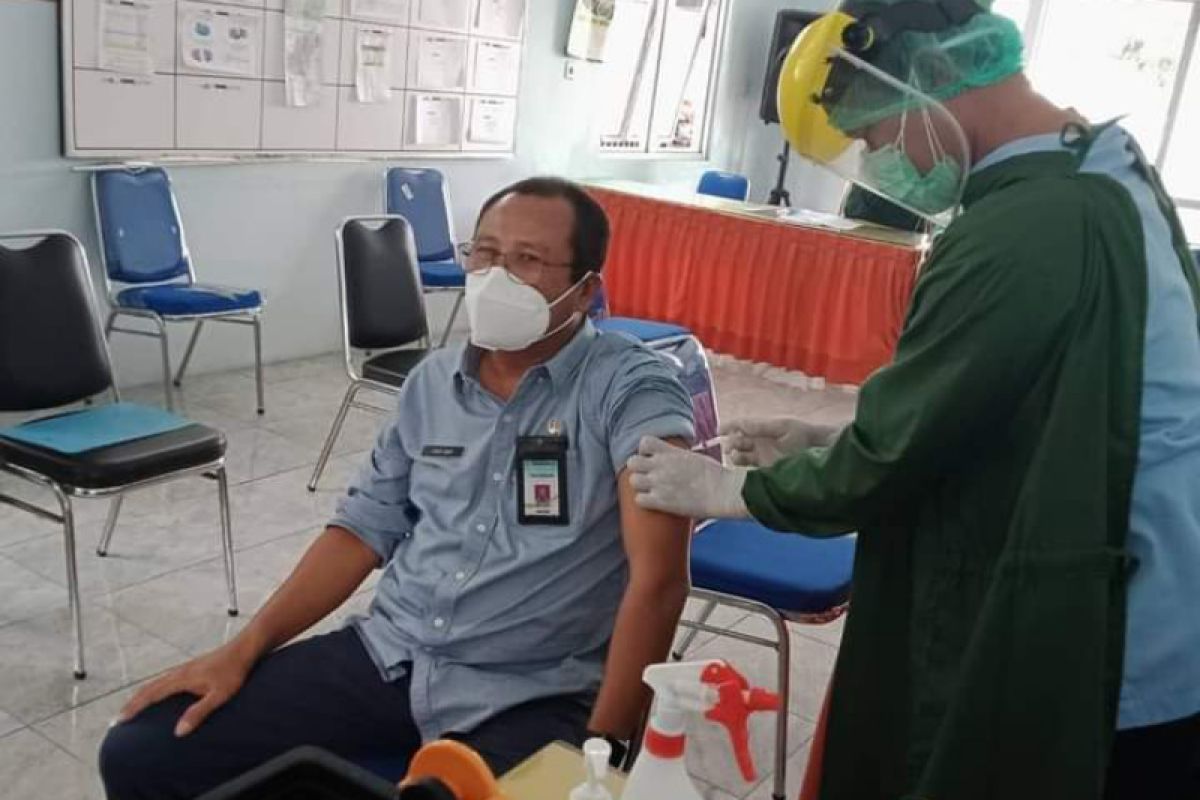 Bantul menyiapkan vaksinasi COVID-19 dosis ketiga bagi tenaga kesehatan