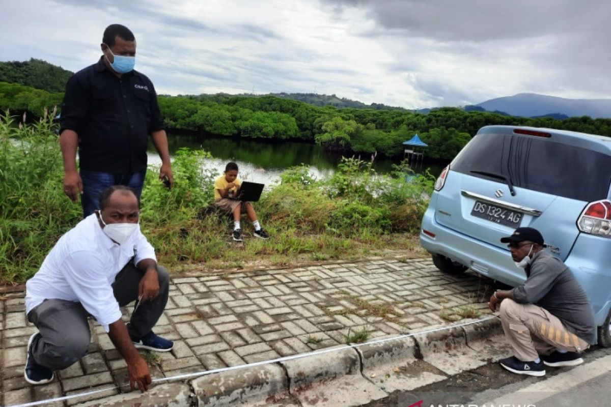 Komnas HAM Papua olah TKP kasus perusakan mobil Ketua AJI Jayapura