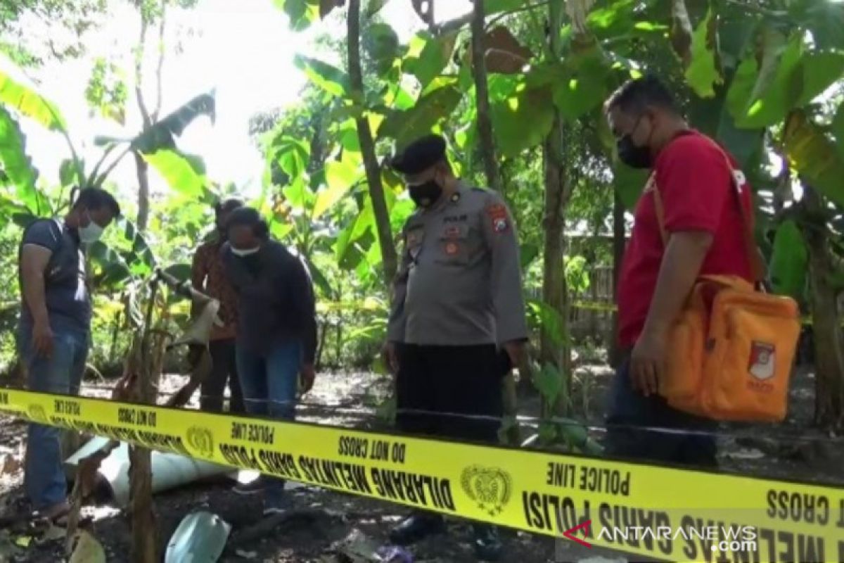 Warga temukan benda diduga serpihan pesawat di Ngawi