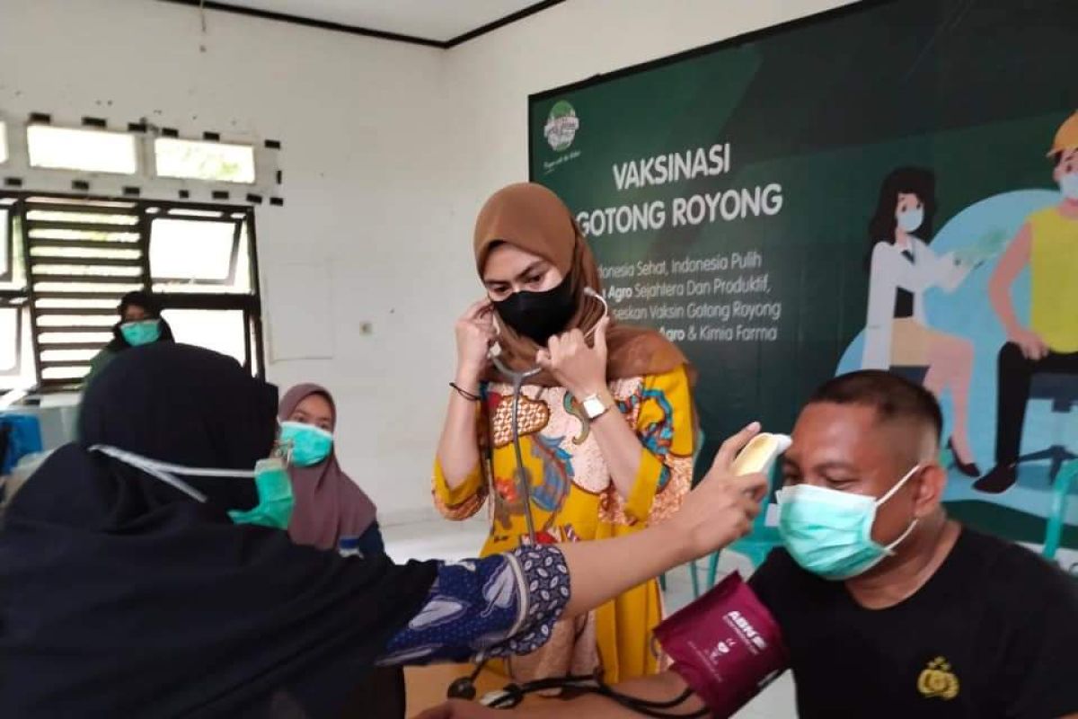 Astra Agro gelar vaksinasi 3.230 karyawan dari 2 kebun di Kutai Timur