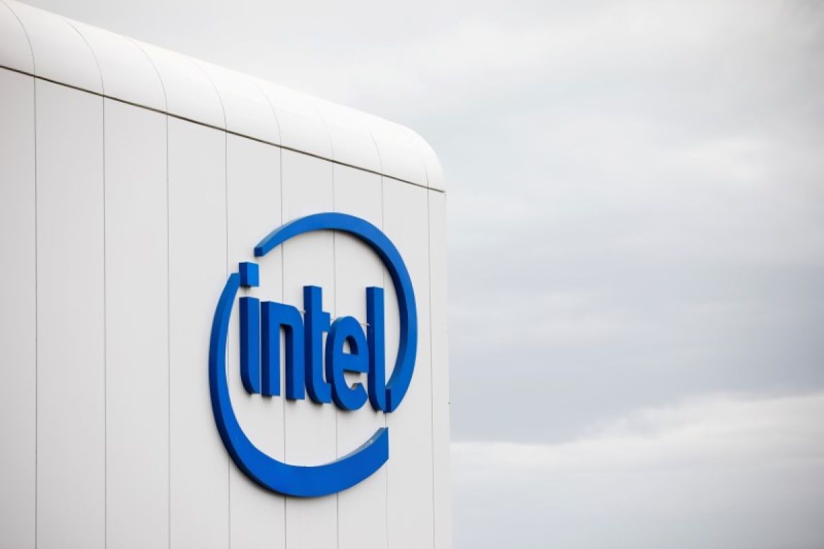 Intel akan investasi Rp1,3 kuadriliun