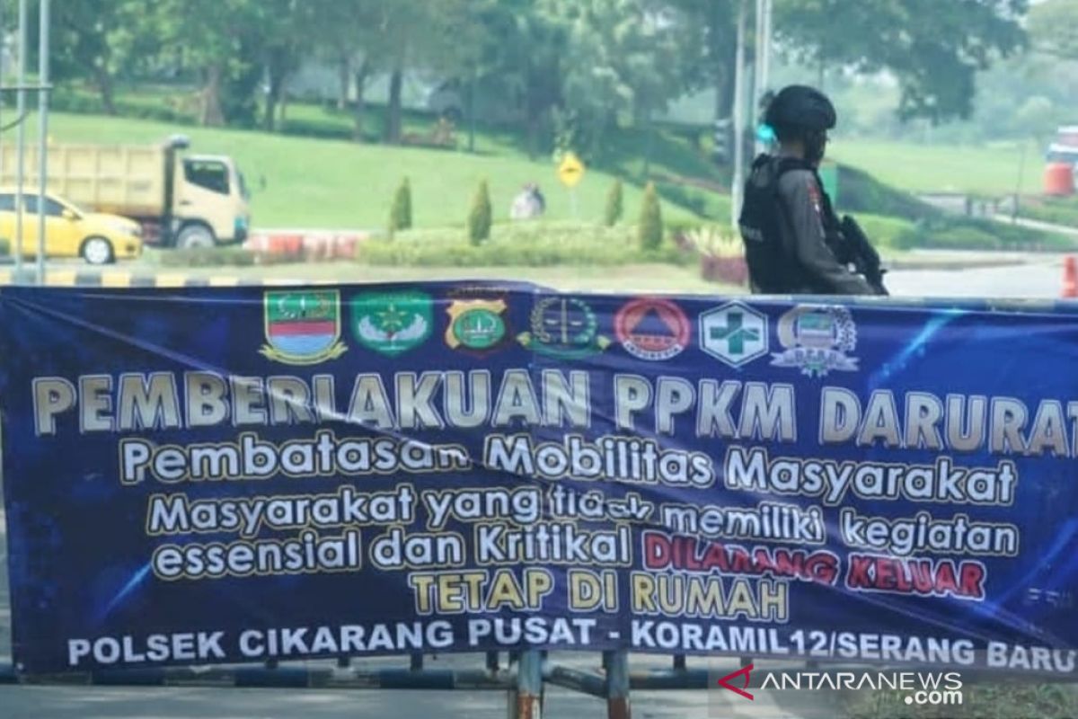 Polisi buka seluruh titik penyekatan di Bekasi