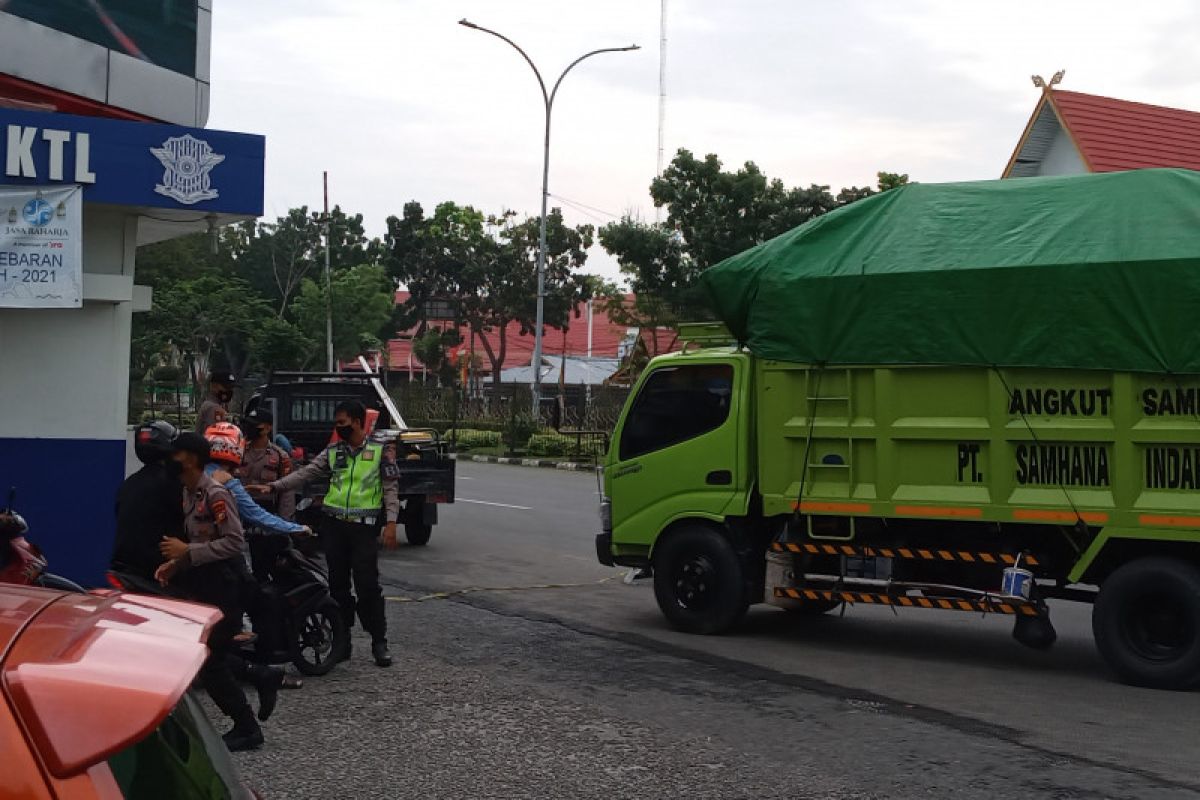 Terima keluhan warga, Pemko Pekanbaru ganti skema penyekatan di tiap RW