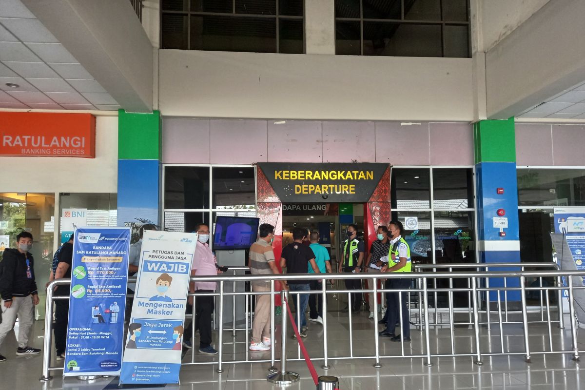 Penumpang wajib tunjukkan sertifikat vaksinasi COVID-19 di Bandara Samrat