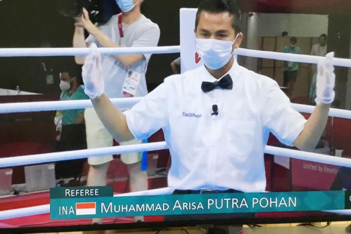 Boy Pohan bangga wakili Indonesia pimpin laga final tinju Olimpiade