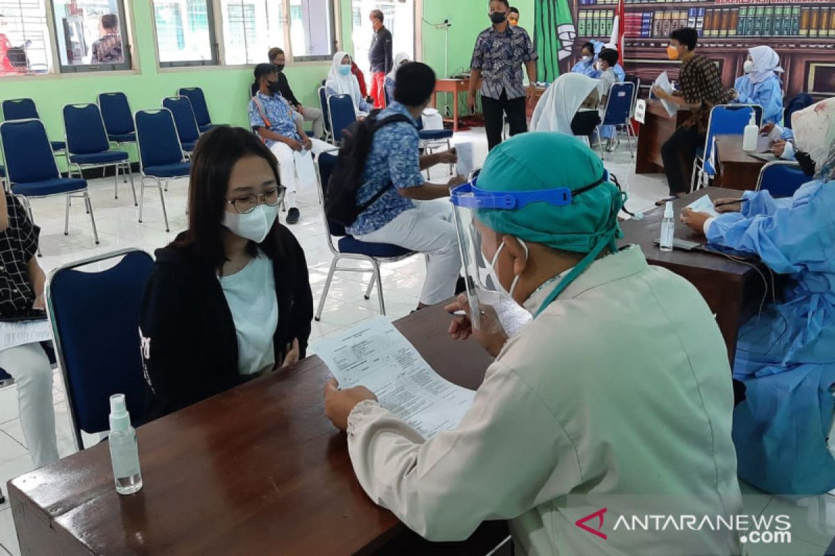 BIN-Pemkab Gunung Kidul mulai vaksinasi COVID-19 tahap kedua bagi pelajar