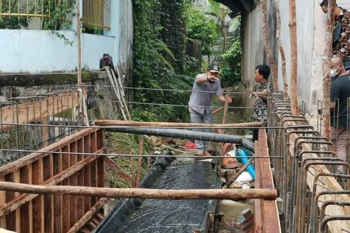 Ketua DPRD Babel Tinjau Pengerjaan Jalan Ibul - Parittiga