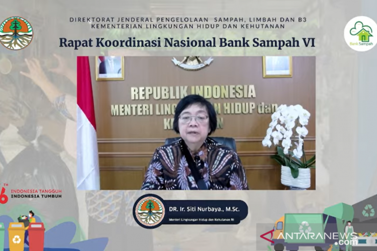 Indonesian environment minister highlights importance of waste banks