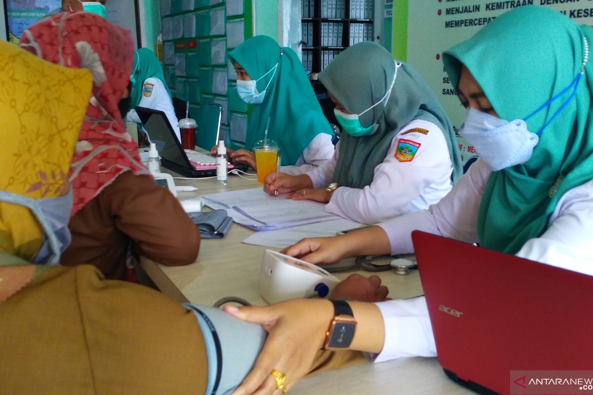16.3% of South Solok residents inoculated