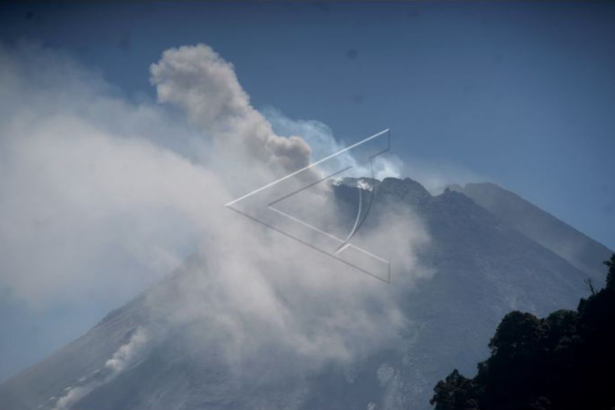 BPPTKG: Gunung Merapi masuki fase ekstrusi