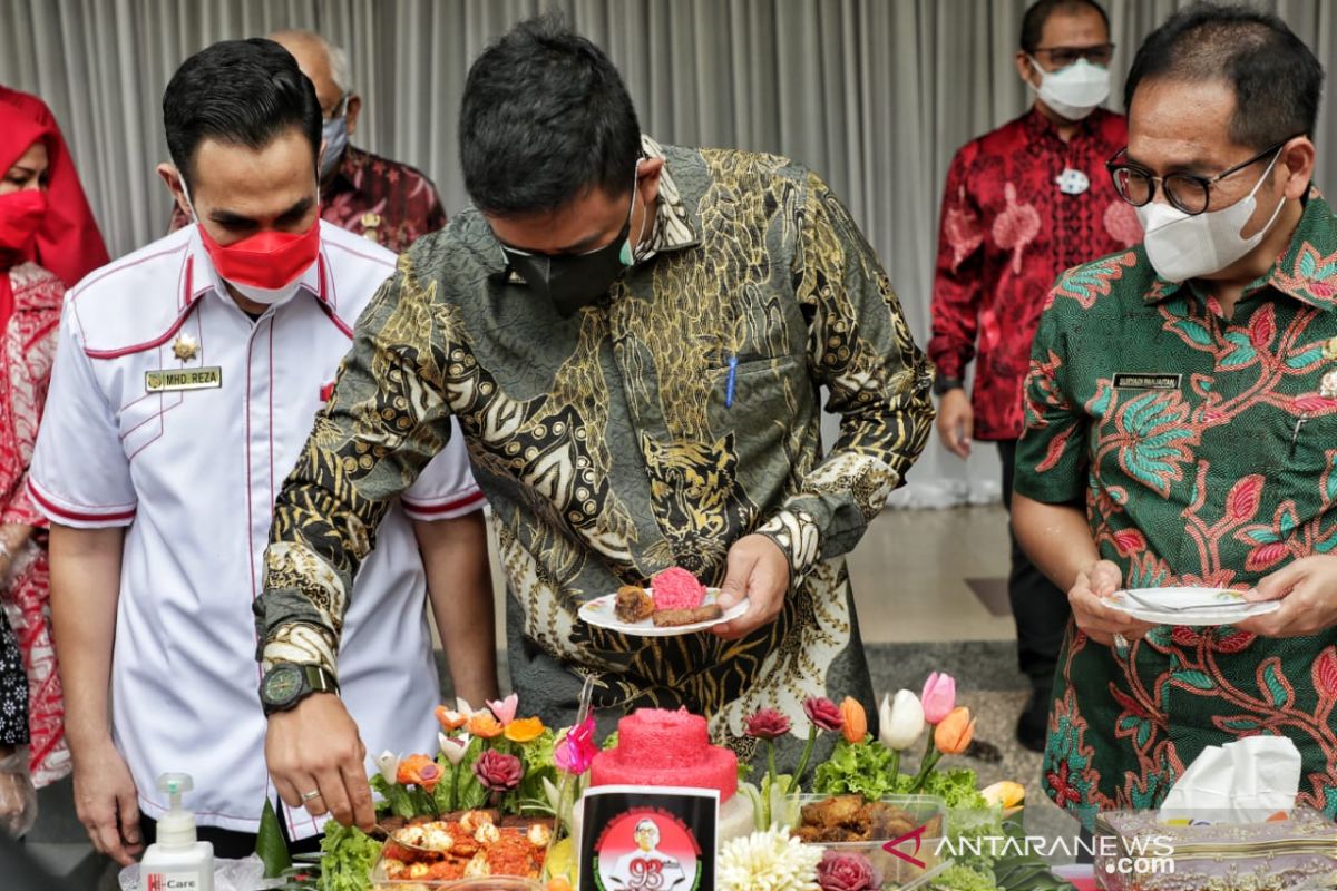 Pemkot Medan ingatkan RS Pirngadi perbaiki layanan